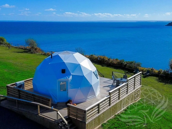 A dome in the coast