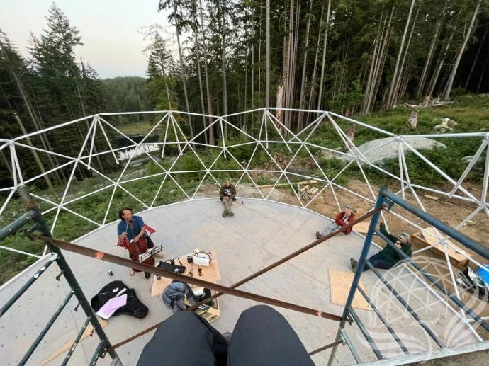 Dome frame set up