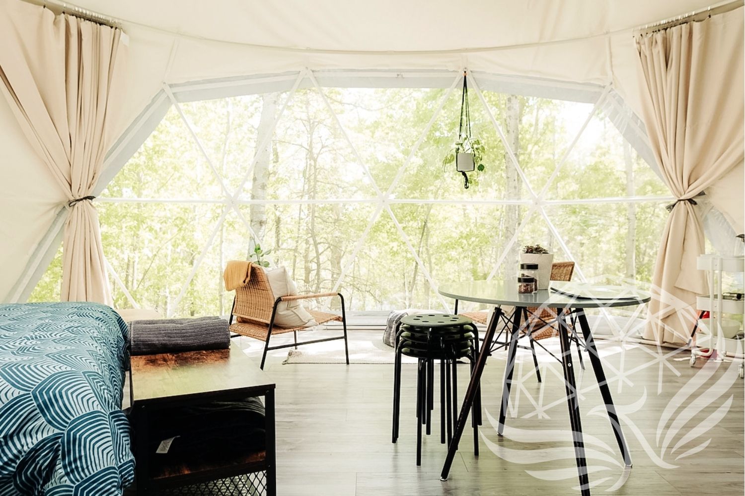 16ft / 5m Geodesic Domes | Phoenix Domes