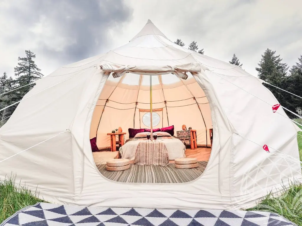 Glamping Tent by Phoenix Domes